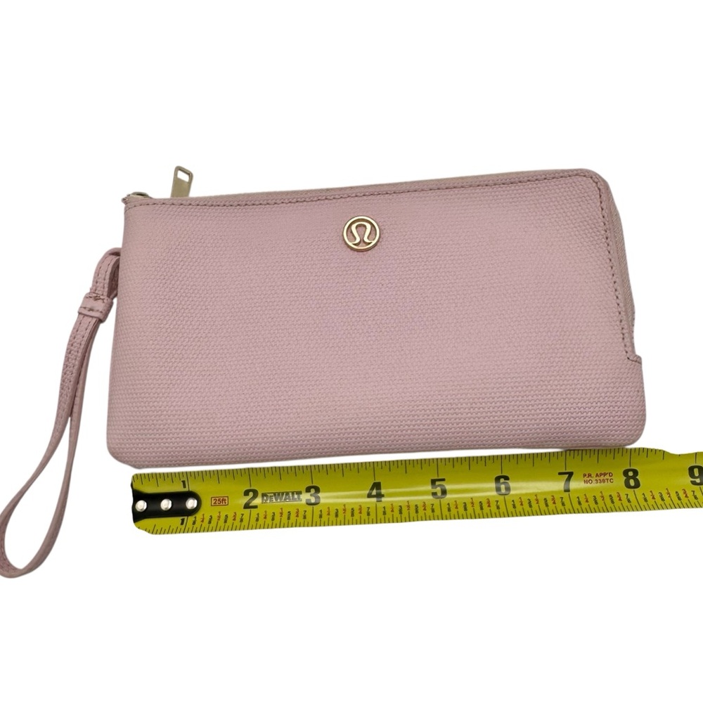 Lululemon Athletica Pink Zip Wallet - Picture 3 of 14